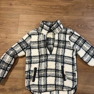 Abercrombie & Fitch Black and White Fleece Jacket